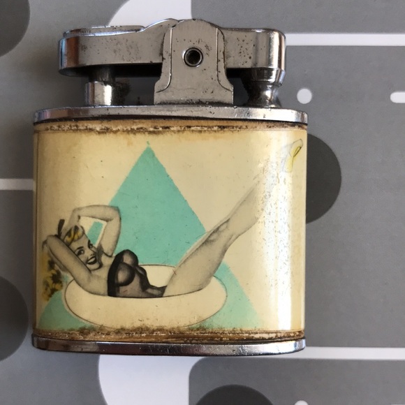 🚬Japanese Manor Super Pin Up Girls from 1940s vintage piece - Picture 2 of 13